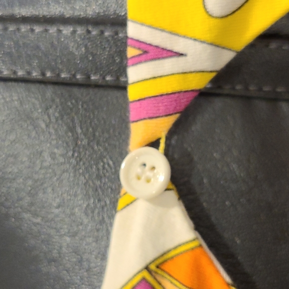 Emilio Pucci stunning top with open back size 46 NWT - Picture 8 of 12